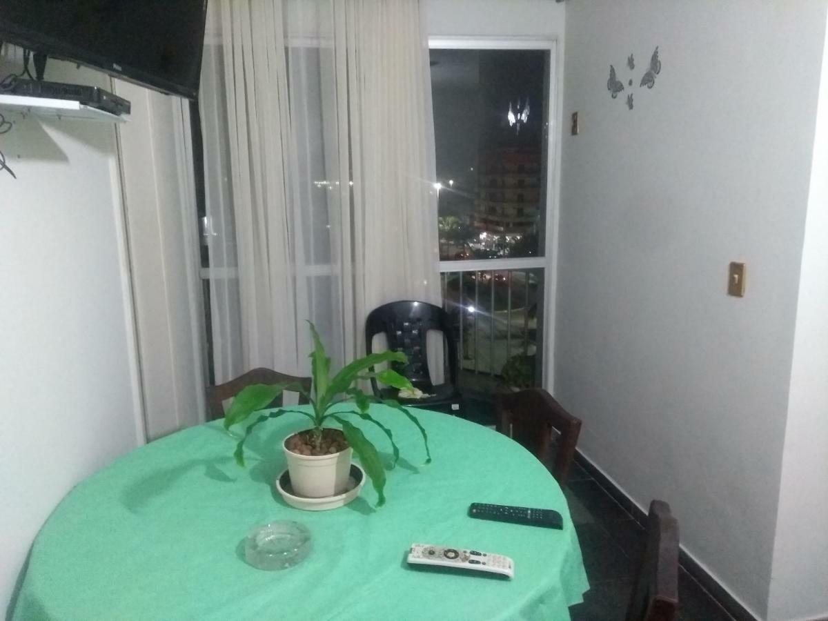 Suite Com Cozinha Independente Em Apartamento Cabo Frio Eksteriør bilde